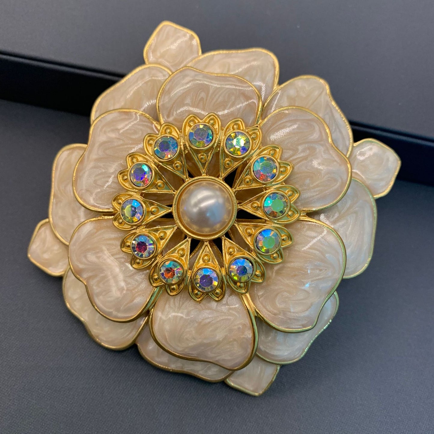 Vintage enamel three-layer three-dimensional petal brooch earrings